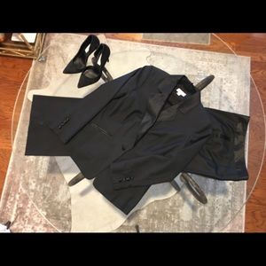 Gorgeous Women’s Tuxedo! Wide leg Tuxedo pants!